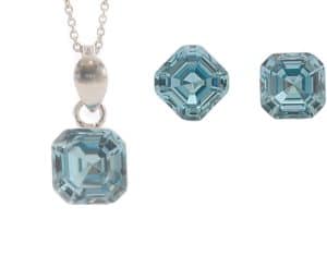 colier albastru lant albastru lantisor albastru set swarovski albastru set pietre albastre cercei patrati cercei mici cercei pe ureche cercei albastri cercei swarovski albastri set bijuterii albastru set dama albastru set argint albastru