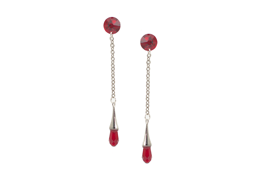 cercei-lungi-cu-cristale-swarovski-in-forma-de-lacrima-in-nuante-de-rosu cercei lungi rosii cercei eleganti rosii cercei swarovski rosii cercei rosii cercei swarovski cercei eleganti cercei lungi cercei lant cercei lantisor