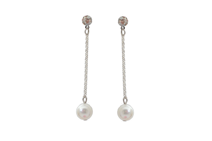 cercei-lungi-tip-lantisor-realizati-cu-cristale-swarovski-albe-si-perle-albe-din-sidef-alb cercei lungi cercei mireasa bijuterii mireasa cercei lungi eleganti cercei lungi perle cercei lungi perle albe cercei swarovski albi cercei swarovski transparenti cercei swarovski mireasa cercei eleganti mireasa