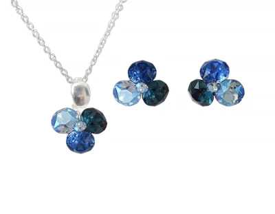 set argint set cercei si lantisor set cercei si pandantiv set bijuterii argint set bijuterii swarovski cercei argint cercei swarovski cercei pietre swarovski cercei pe ureche cercei mici cercei tirfoi cercei floare pandantiv argint pandantiv swarovski colier argint colier swarovski lant argint lant swarovski cercei albastri cercei pietre albastre