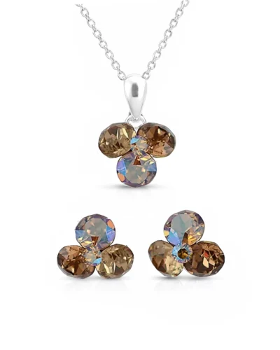 cercei swarovski cercei trifoi cercei 3 pietre cercei 3 cristale cercei trifoi argint cercei maro cercei pietre maro set bijuterii argint set bijuterii swarovski set swarovski cercei si pandantiv argint cercei si pandantiv swarovski