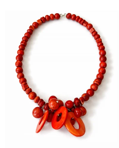 colier rosu pietre naturale colier statement rosu colier coral rosu colier handmade pietre naturale colier elegant femei colier fashion rosu colier boho chic bijuterii handmade pietre naturale colier design modern colier luxury handmade