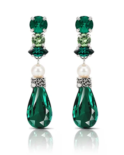 cercei cu cristale Swarovski verzi cercei lungi eleganți verzi cercei cu cristale verde smarald cercei eleganți cu perlă cercei de ocazie lungi cercei cu pandantiv lacrimă verde cercei Swarovski eleganți damă