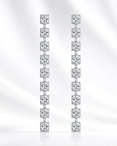 cercei cristale Swarovski alb strălucitor cercei lungi albi eleganți cercei cu cristale albe strălucitoare cercei minimalist eleganți cercei lungi simpli damă cercei rafinați albi cercei de ocazie eleganți cercei handmade Cristalia